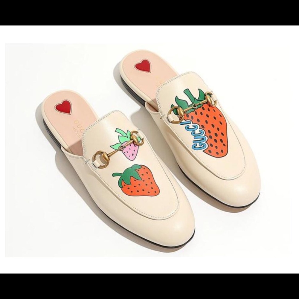 Gucci Princeton’s Loafers with Gucci Strawberry